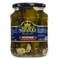 Огурцы MIKADO 720мл с вишневым листом 1*8